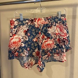Flowy shorts